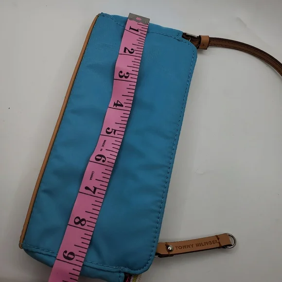 Tommy Hilfiger small purse  blue 💙 - Picture 11 of 13